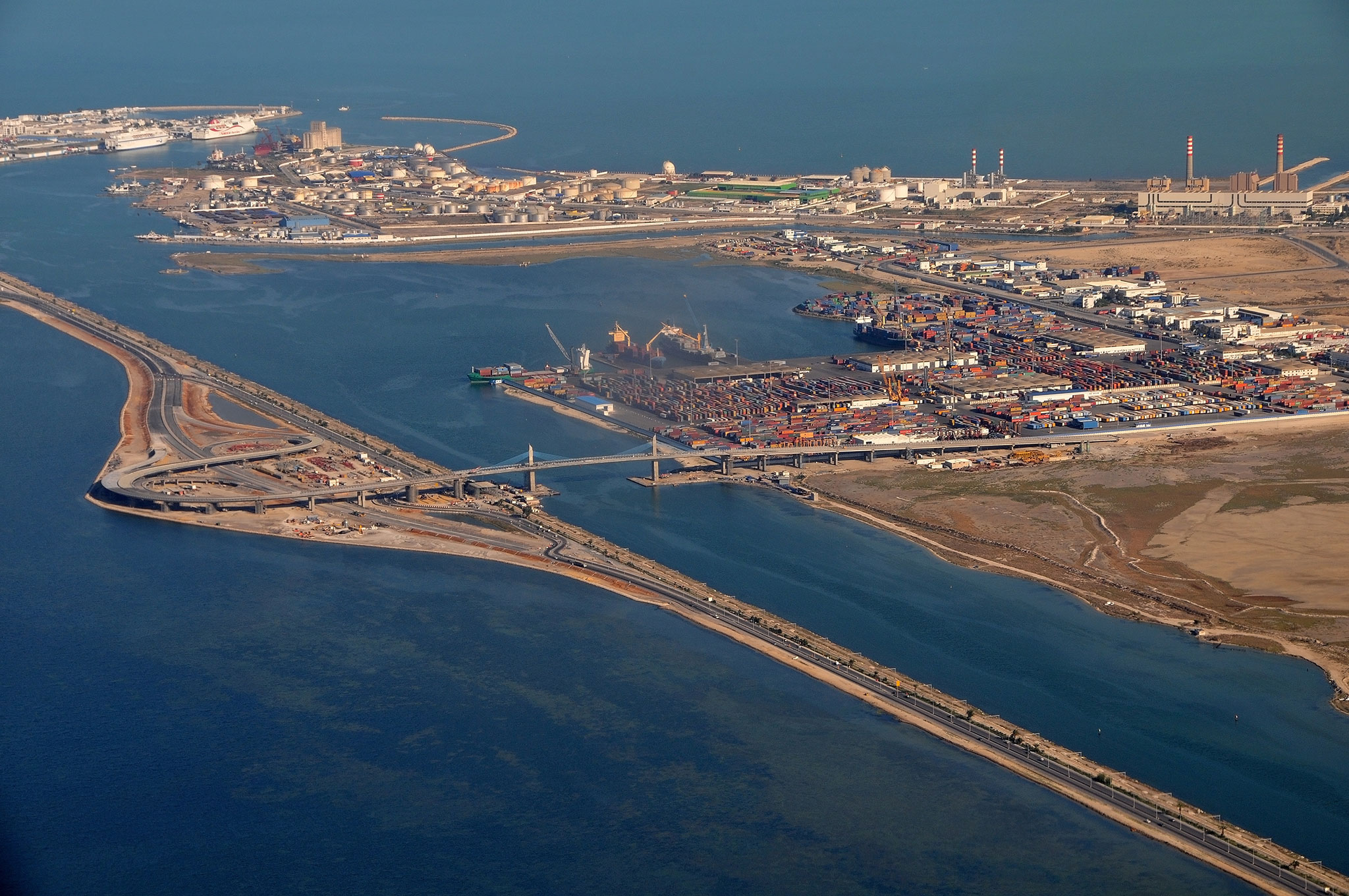 Radès Port